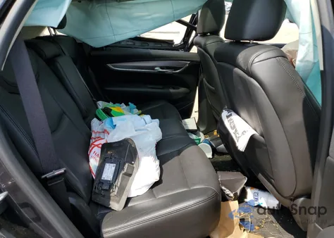 2017 Cadillac Xt5 Luxury from USA, damaged, VIN 1GYKNBRSXHZ234786